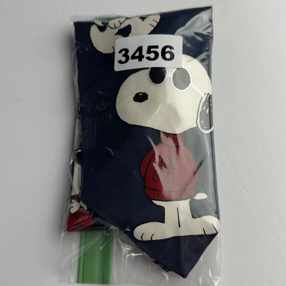 Peanuts Joe Cool Snoopy Navy Blue 100% Silk Necktie Made in USA Vintage Classic